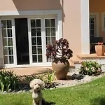 فيلة Cantinho Da Carminho